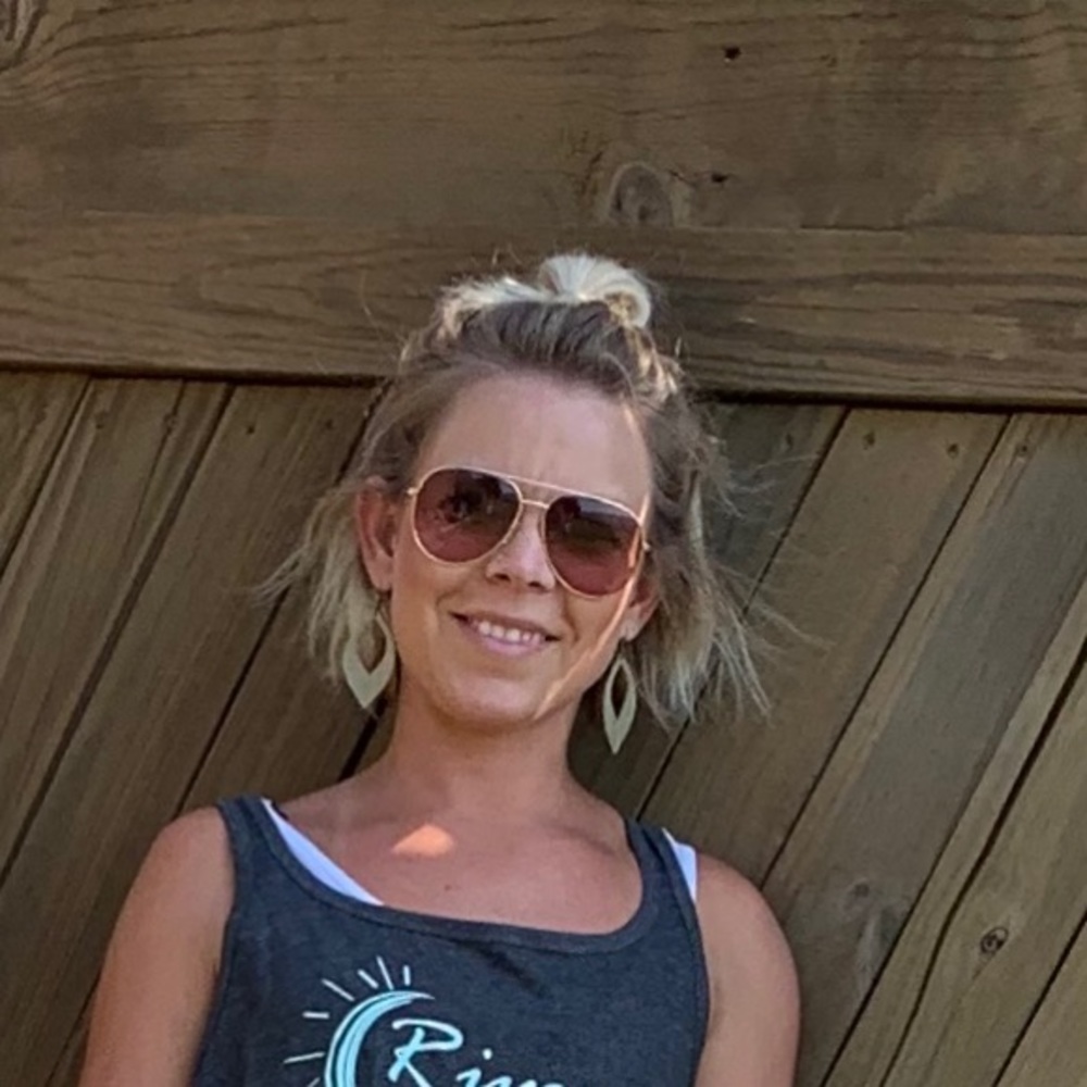 Meet your Posher, Jessica